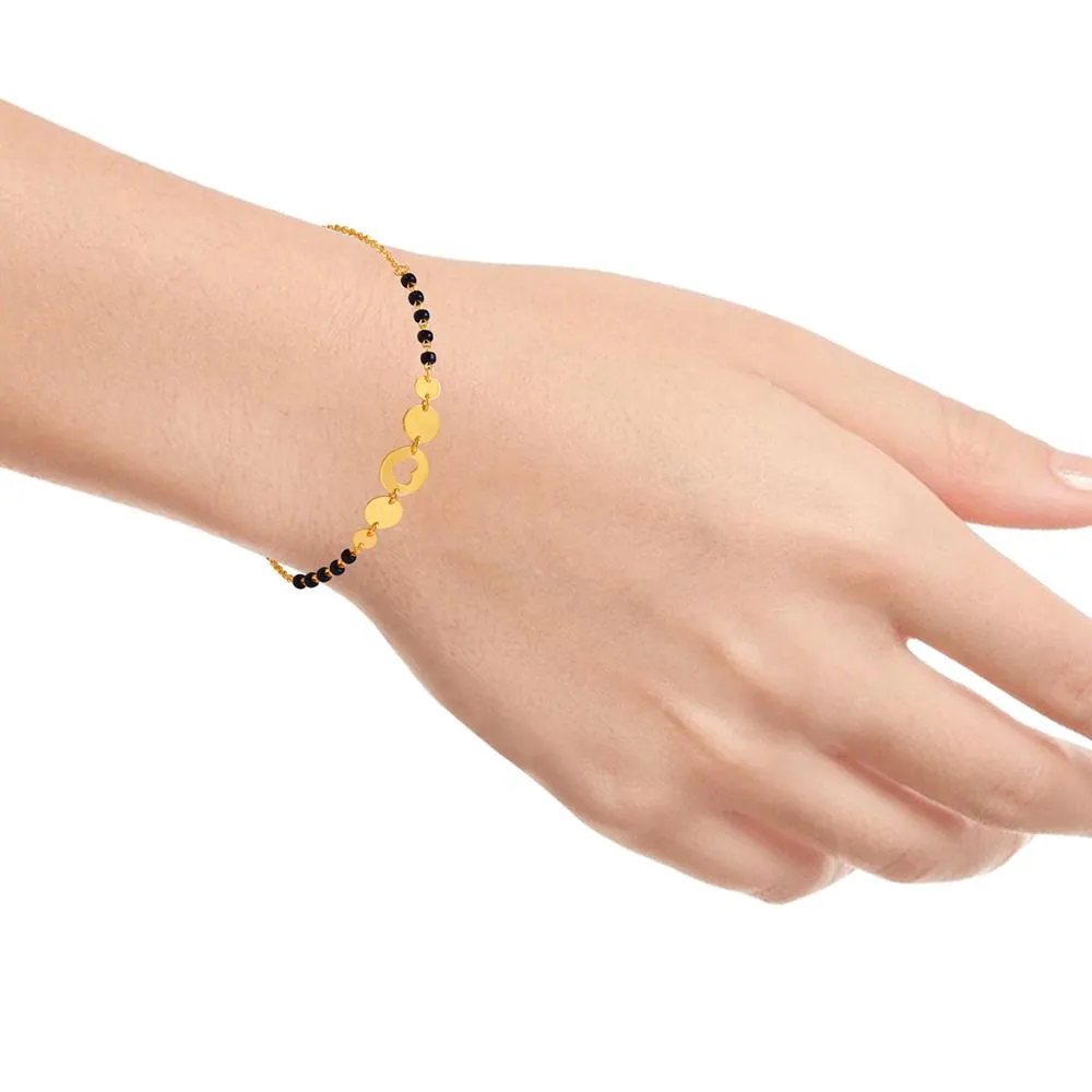 22k Gold Bracelet With Beads And A Central Hollowed-out Heart In A Circle