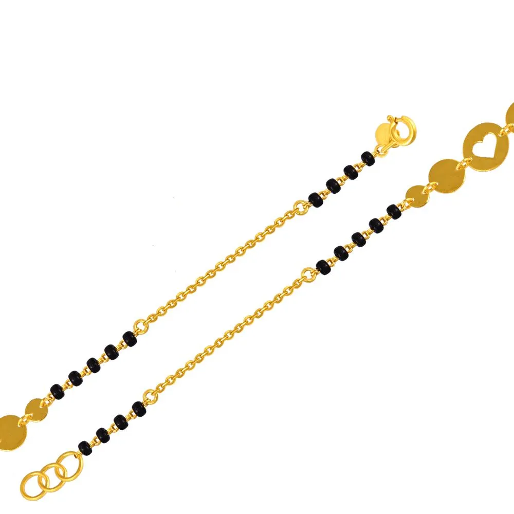 22k Gold Bracelet With Beads And A Central Hollowed-out Heart In A Circle