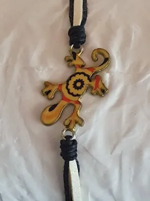 Friendship bracelets  gecko black/white band
