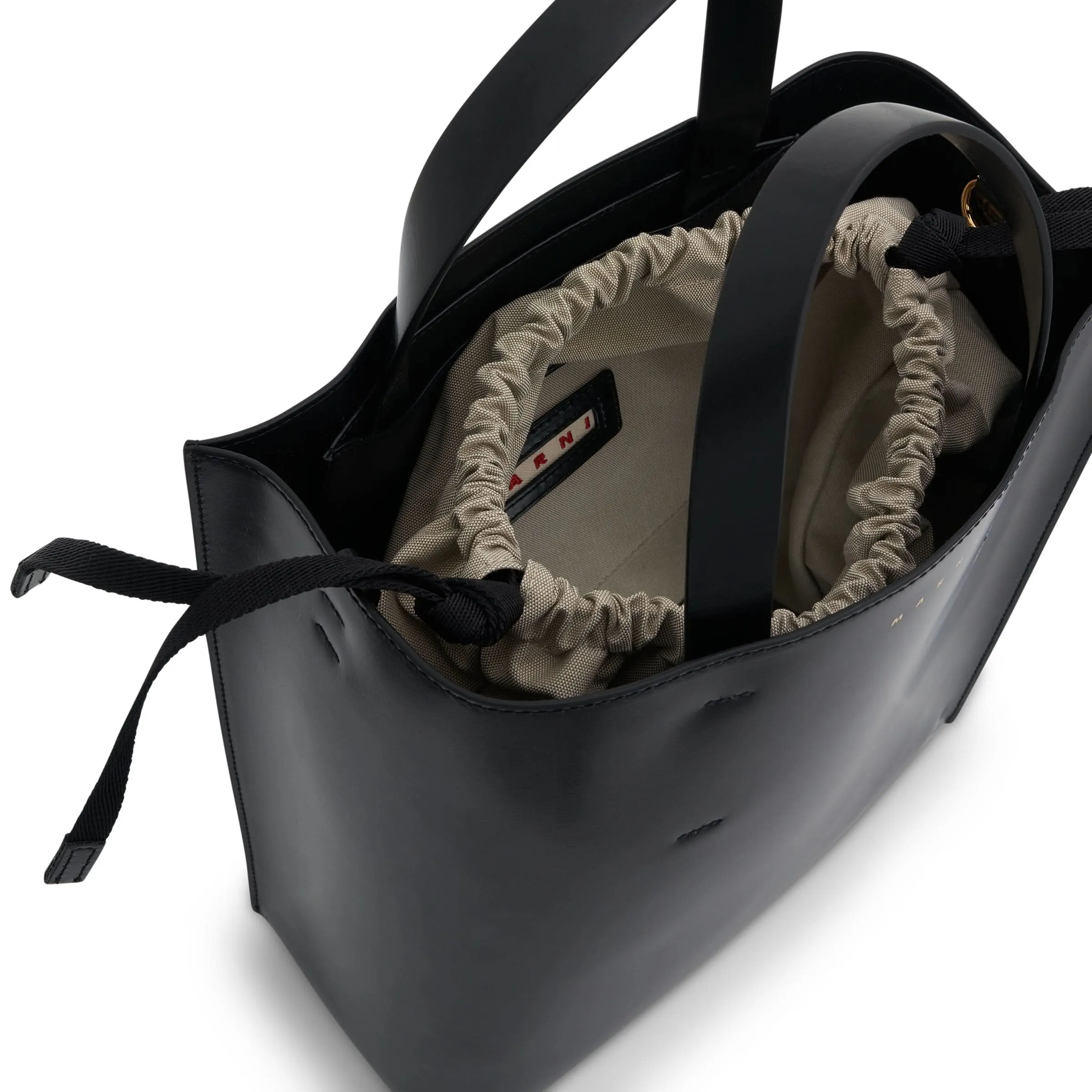 Museo Small Leather Bag in Black